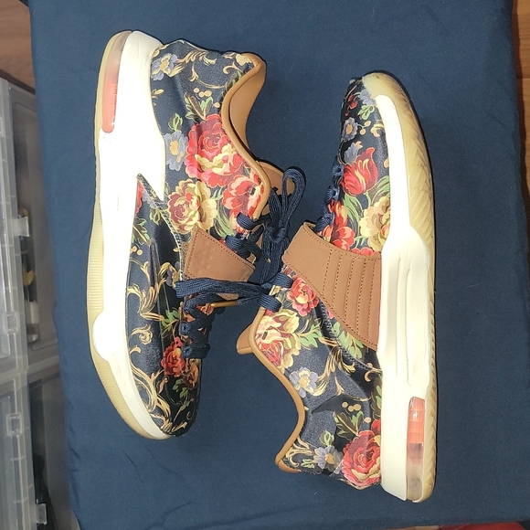 Nike KD 7 "Floral" - Picture 3 of 8
